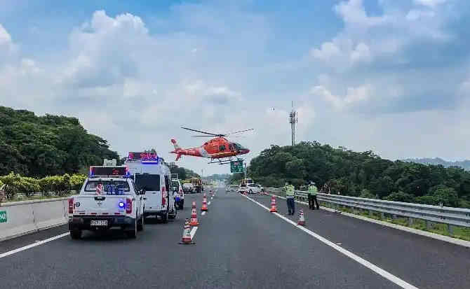 垫江高速公路汽车救援案例